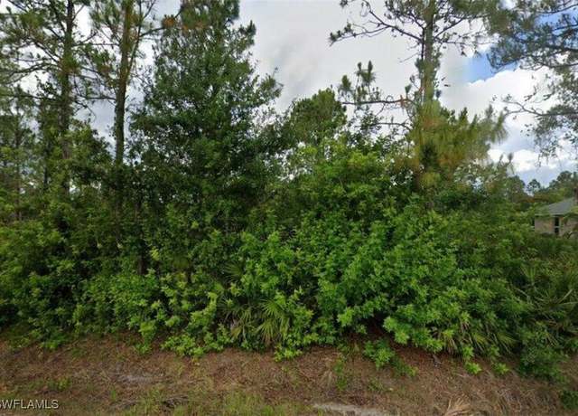 Property at 811 Clark Ave, Lehigh Acres, FL 33972