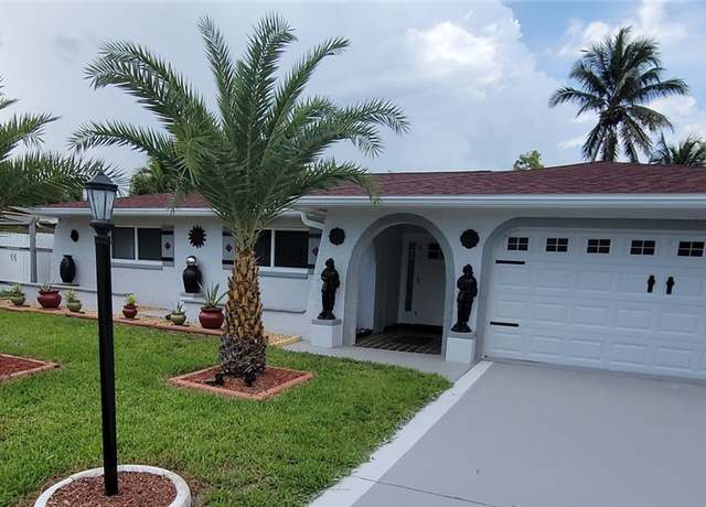 Property at 1819 SE 26th Ter, Cape Coral, FL 33904, 3 beds, 2 baths