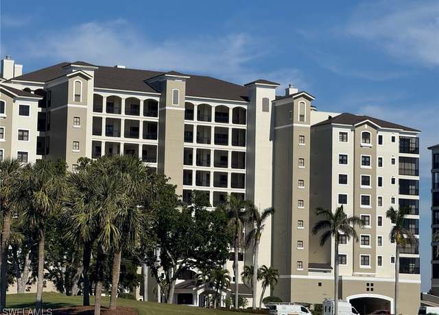 Property at 11620 Court Of Palms #605, Fort Myers, FL 33908, 3 beds, 2.5 baths