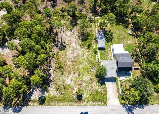 Property at 2316 Roosevelt Ave, Alva, FL 33920