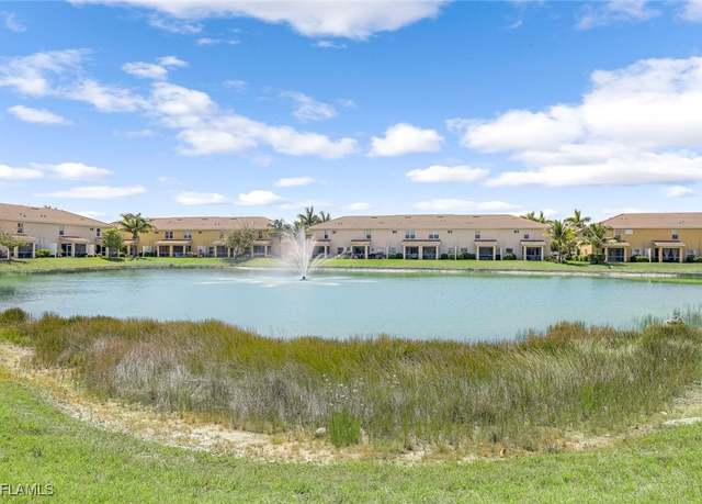 Property at 3763 Crofton Ct, Fort Myers, FL 33916, 3 beds, 2.5 baths