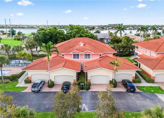 Property at 5450 Park Rd #2, Fort Myers, FL 33908, 3 beds, 2 baths