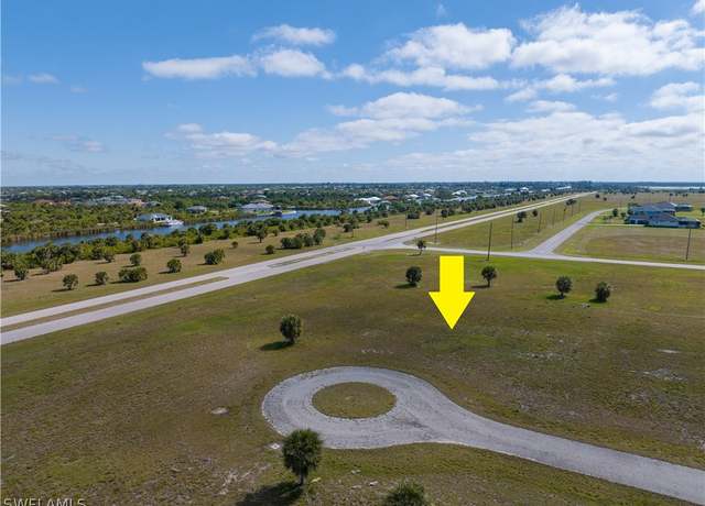 Property at 16 Spruce Ln, Placida, FL 33946