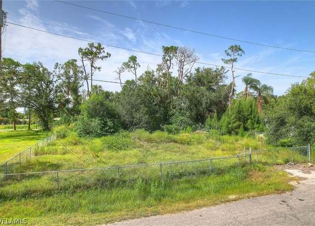 Property at 420 Santa Barbara St, North Fort Myers, FL 33903