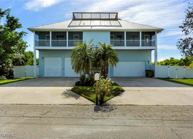Property at 13231 Marquette Blvd, Fort Myers, FL 33905, 4 beds, 4 baths