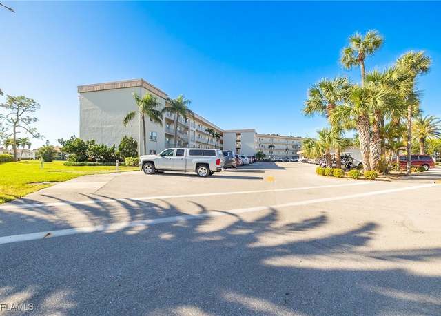 Property at 1580 Pine Valley Dr #405, Fort Myers, FL 33907, 2 beds, 2 baths