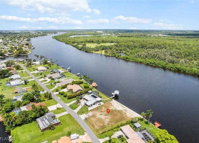 Property at 13838 River Forest Dr, Fort Myers, FL 33905