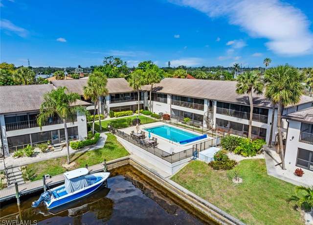 Property at 3935 Country Club Blvd #20, Cape Coral, FL 33904, 2 beds, 2 baths