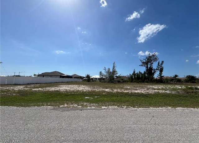 Property at 1608 NW 39th Ave, Cape Coral, FL 33993