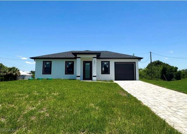 Property at 2501 E 16th St, Lehigh Acres, FL 33972, 3 beds, 3 baths