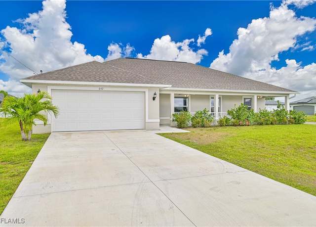 Property at 642 NE 7th Ave, Cape Coral, FL 33909, 4 beds, 2 baths