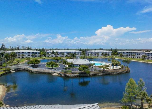 Property at 16585 Lake Circle Dr #125, Fort Myers, FL 33908, 2 beds, 2 baths