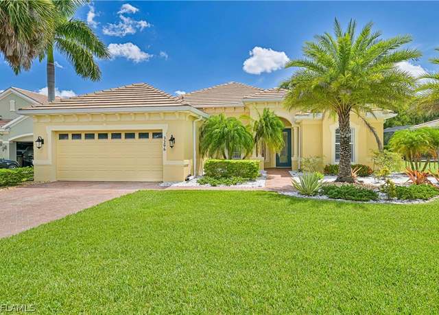Property at 3296 Hampton Blvd, Alva, FL 33920, 3 beds, 2.5 baths