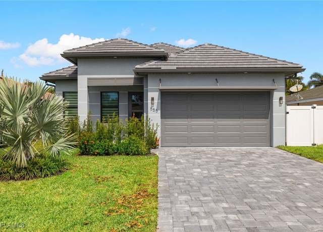 Property at 555 99th Ave N, Naples, FL 34108, 5 beds, 3 baths