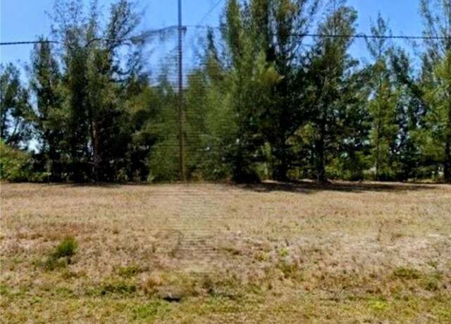 Property at 20th NW Ave, Cape Coral, FL 33993