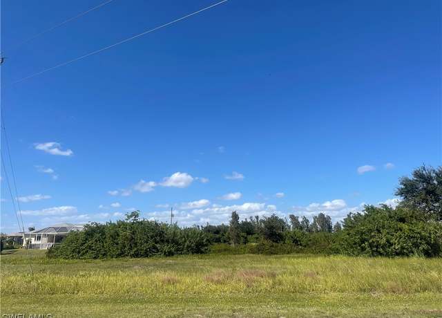 Property at 520 Paloma Ave, Lehigh Acres, FL 33974