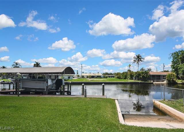 Property at 467 Stipe St, North Fort Myers, FL 33903, 3 beds, 2 baths