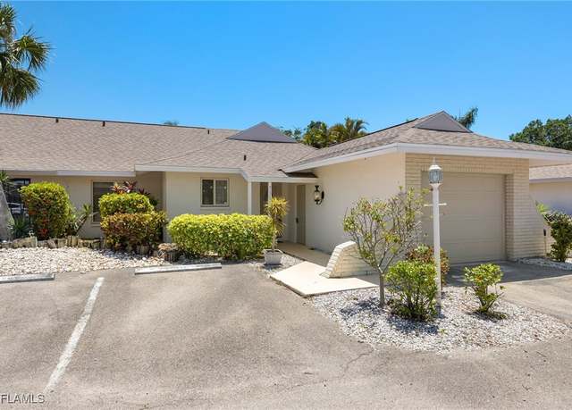 Property at 7136 Blanquilla Ct, Fort Myers, FL 33908, 2 beds, 2 baths