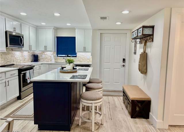 Property at 1205 SE 46th Ln #103, Cape Coral, FL 33904, 2 beds, 2 baths