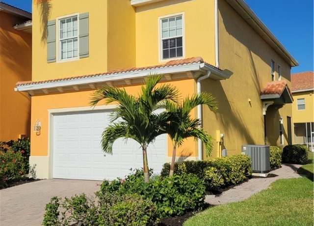 Property at 9810 Healthpark Cir #104, Fort Myers, FL 33908, 3 beds, 2.5 baths