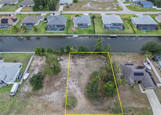 Property at 951 SW 15th Pl, Cape Coral, FL 33991