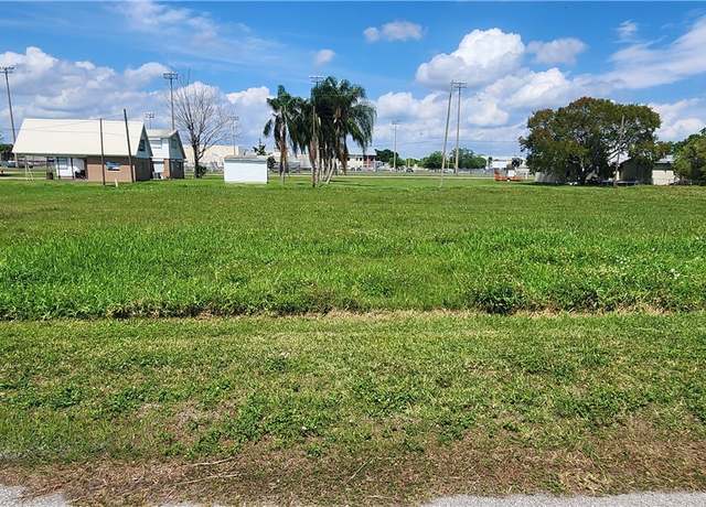 Property at 671 & 643 Avenue N SW, Moore Haven, FL 33471