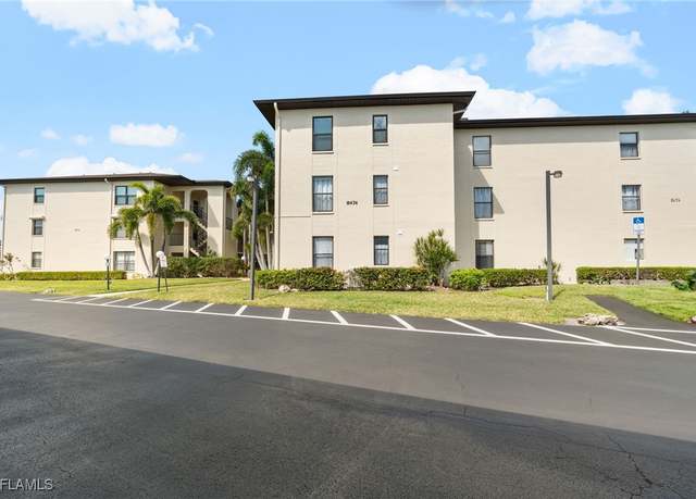 Property at 8474 Charter Club Cir #12, Fort Myers, FL 33919, 2 beds, 2 baths