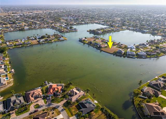 Property at 222 SE 10th Ave, Cape Coral, FL 33990