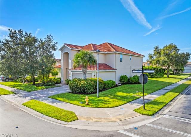 Property at 2330 Heydon Cir E, Naples, FL 34120, 5 beds, 3 baths