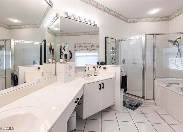 Property at 11302 Lakeland Cir, Fort Myers, FL 33913, 3 beds, 2 baths
