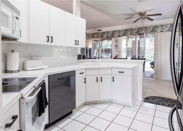 Property at 11302 Lakeland Cir, Fort Myers, FL 33913, 3 beds, 2 baths