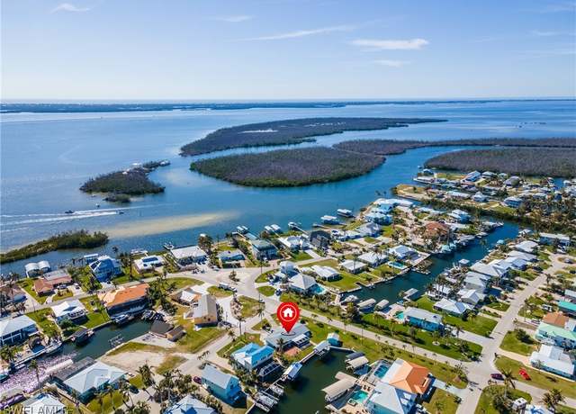 Property at 3678 Rita Ln, St James City, FL 33956, 2 beds, 2 baths
