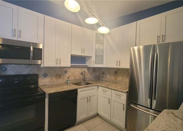 Property at 17426 Birchwood Ln #13, Fort Myers, FL 33908, 2 beds, 2 baths
