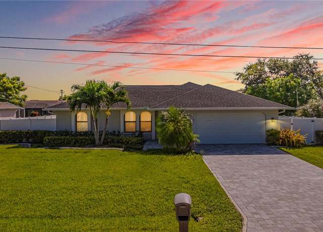 Property at 3810 SE 12th Pl, Cape Coral, FL 33904, 3 beds, 2 baths