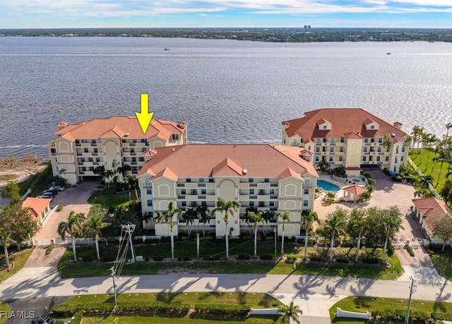 Property at 4235 SE 20th Pl Unit A505, Cape Coral, FL 33904, 3 beds, 3.5 baths