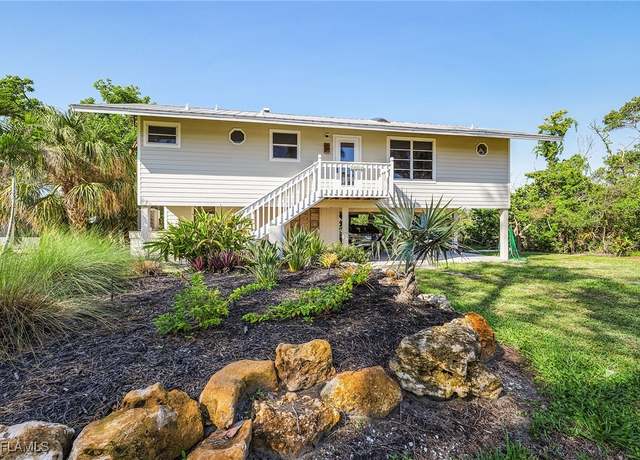 Property at 3659 Schooner Ln, St James City, FL 33956, 2 beds, 2 baths