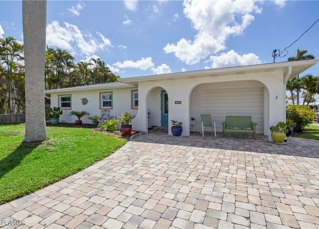 Property at 2839 Janet St, Matlacha, FL 33993, 2 beds, 2 baths