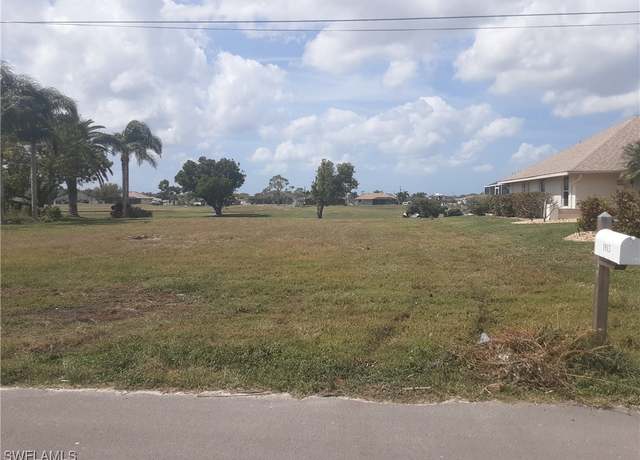 Property at 1910 NW 24th Pl, Cape Coral, FL 33993
