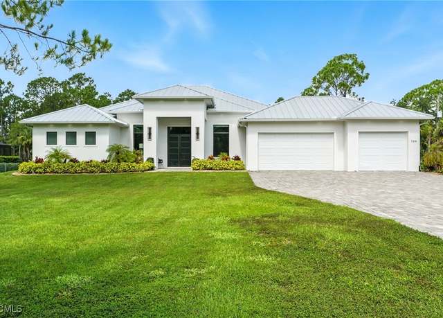 Property at 709 15th St SW, Naples, FL 34117, 4 beds, 3.5 baths