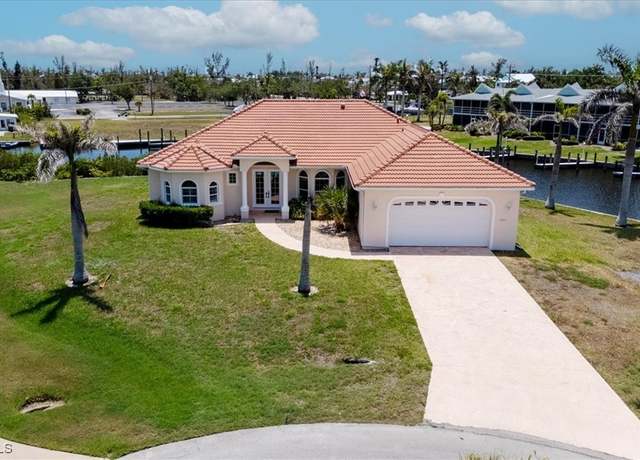Property at 2871 Bracci Dr, St. James City, FL 33956, 3 beds, 3 baths