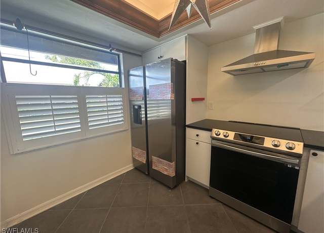 Property at 16521 Bayleaf Ln #64, Fort Myers, FL 33908, 2 beds, 2 baths