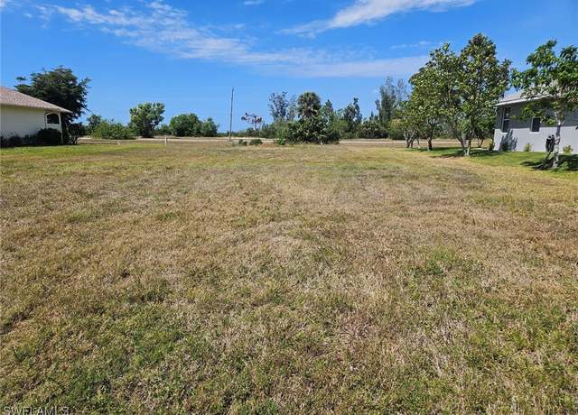 Property at 130 SW 39th Pl, Cape Coral, FL 33991