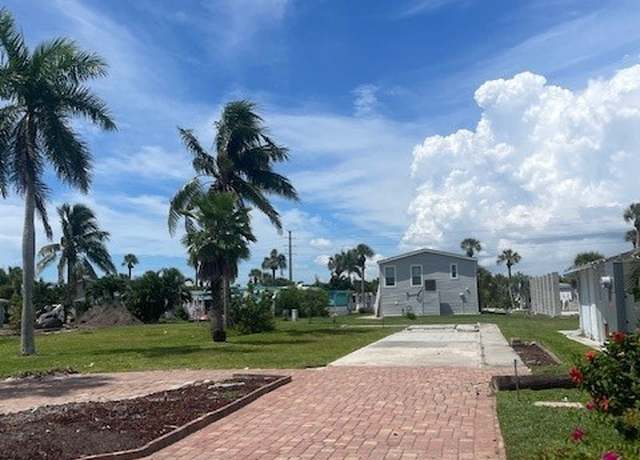 Property at 11290 Azalea Ln, Fort Myers Beach, FL 33931