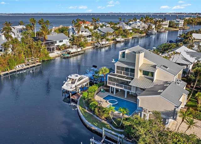 Property at 1290 Bay Dr, Sanibel, FL 33957, 3 beds, 2 baths