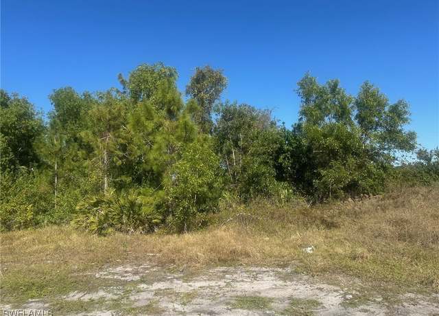 Property at 5136/5138 28th St SW, Lehigh Acres, FL 33973