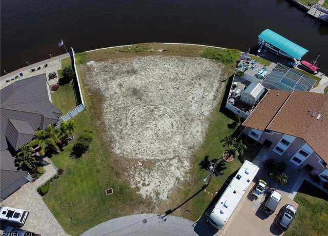 Property at 1300 SW 43rd St, Cape Coral, FL 33914