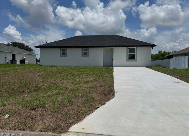 Property at 2902 27th St SW, Lehigh Acres, FL 33976, 3 beds, 2 baths