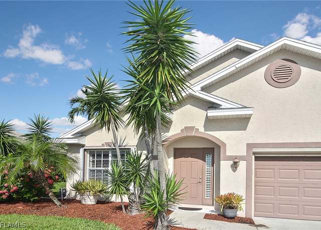 Property at 11240 Boardwalk Pl, Fort Myers, FL 33908, 3 beds, 2 baths