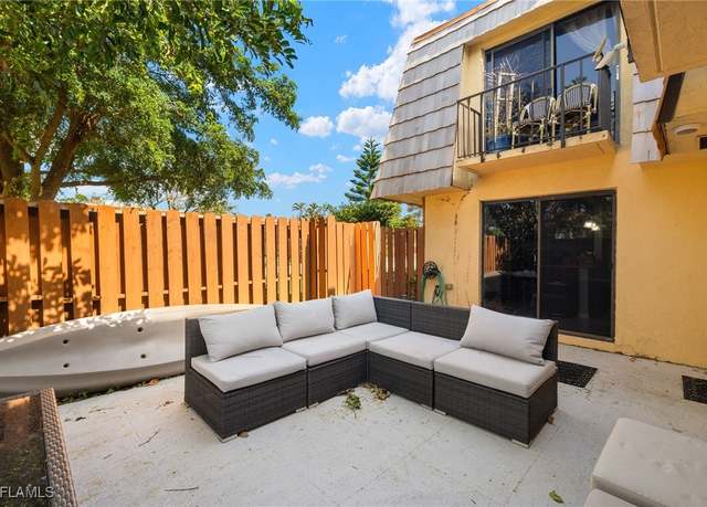 Property at 1708 Park Meadows Dr #4, Fort Myers, FL 33907, 2 beds, 2 baths