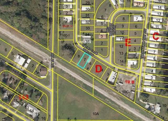Property at 901 Yacht Club Way NW, Moore Haven, FL 33471